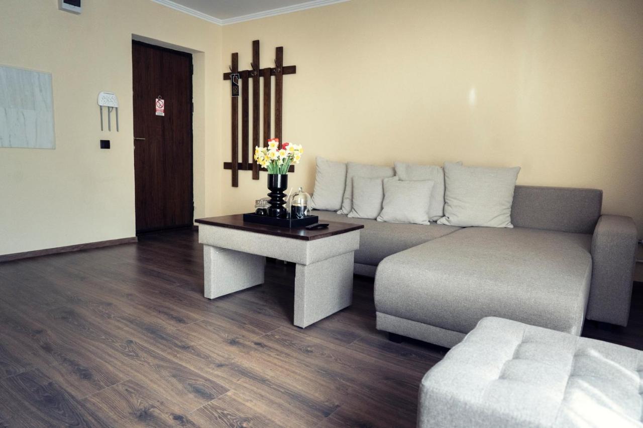London Apartments 瓦斯卢伊 外观 照片
