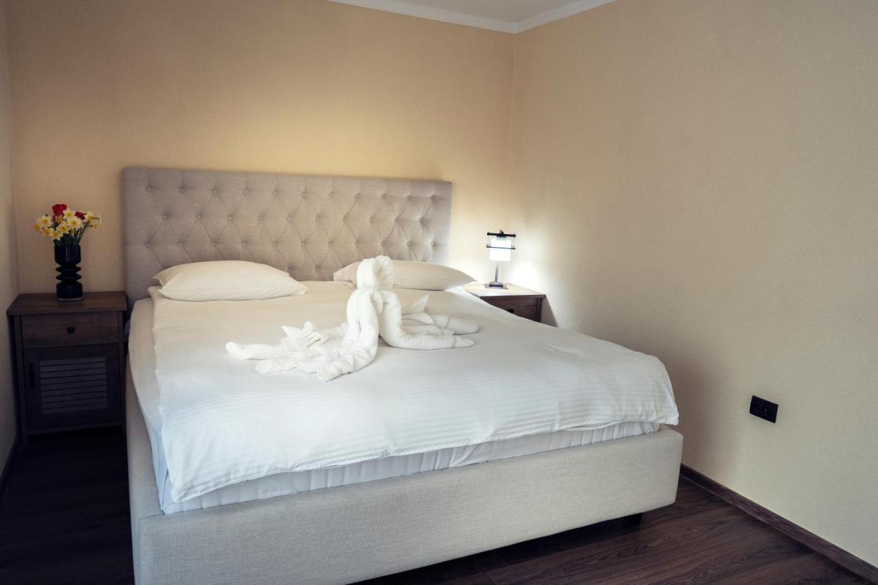 London Apartments 瓦斯卢伊 外观 照片